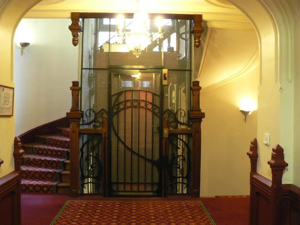 Western D'arc Hotel